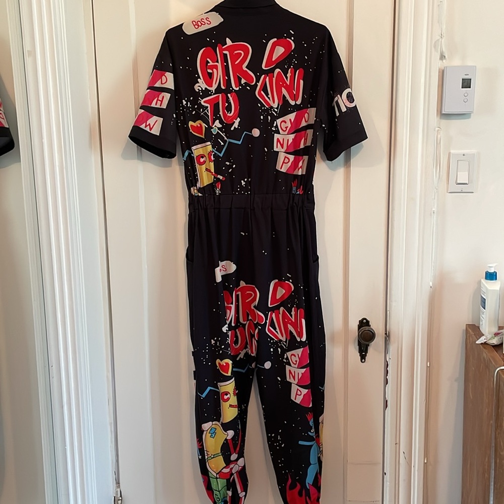 One piece - Picture 4 of 6
